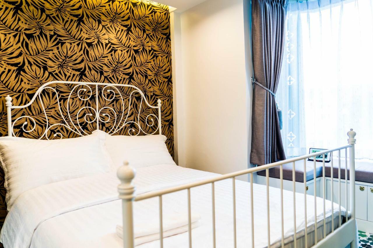 The Lol Elephant Hostel Бангкок Экстерьер фото