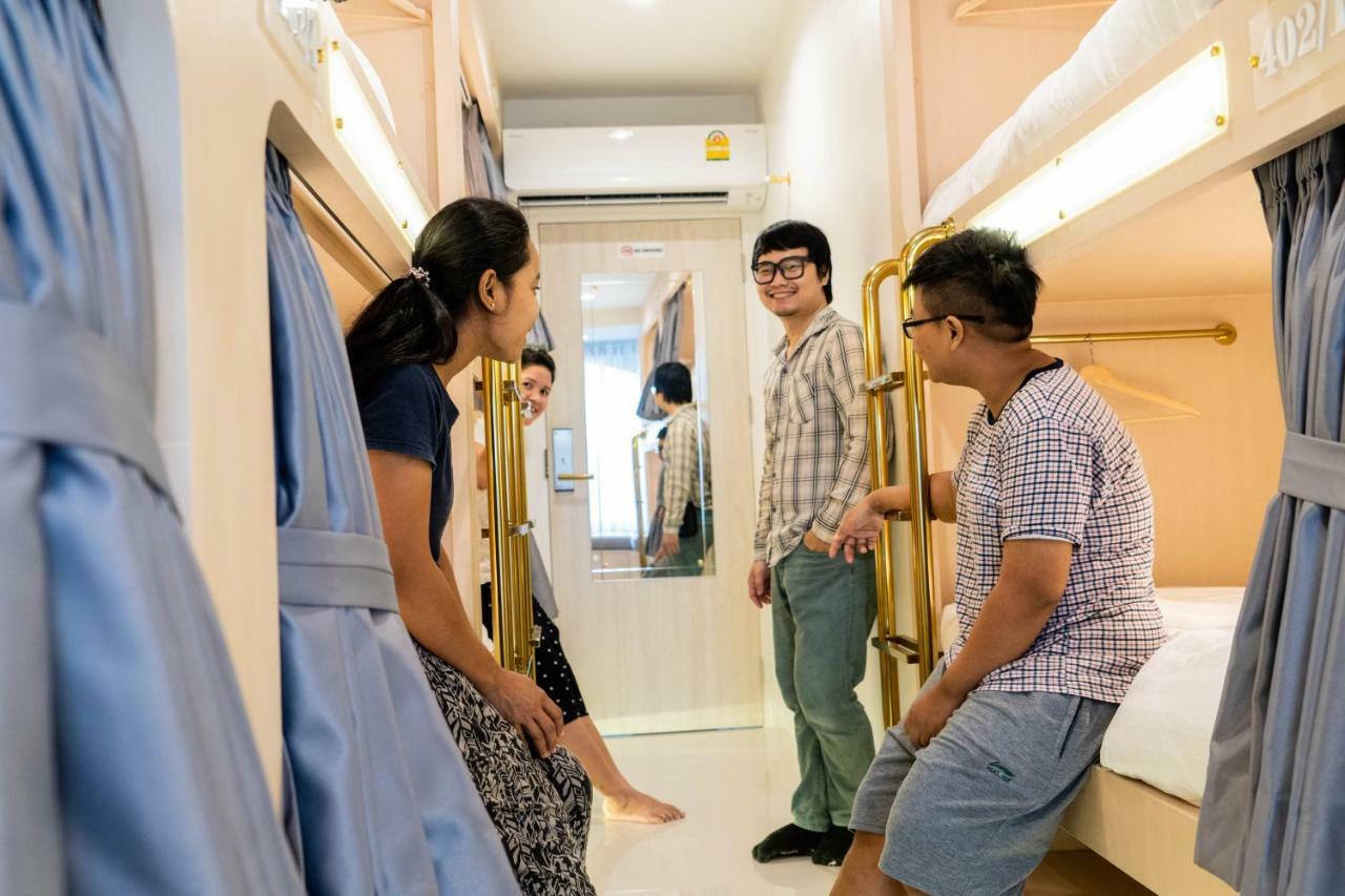 The Lol Elephant Hostel Бангкок Экстерьер фото