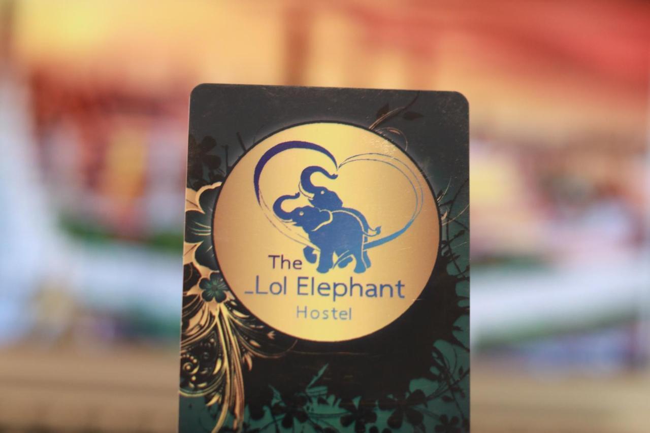 The Lol Elephant Hostel Бангкок Экстерьер фото